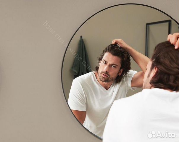 Круглое зеркало в черной раме Paisir