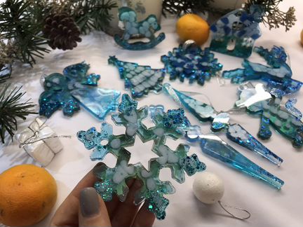 Новогодние игрушки ручной работы