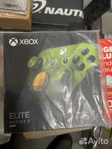 Лимитированный геймпад Xbox Elite Series 2 Halo