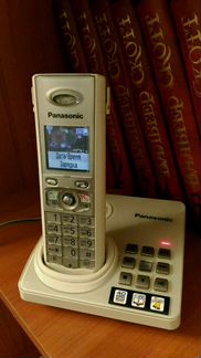 Радиотелефон Panasonic с автоответчиком