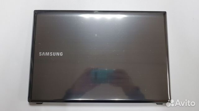 Крышка экрана ноутбука Samsung R425