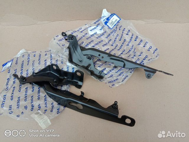 Петли капота Volvo S80 II XC70 V70 06-16г (Новые)