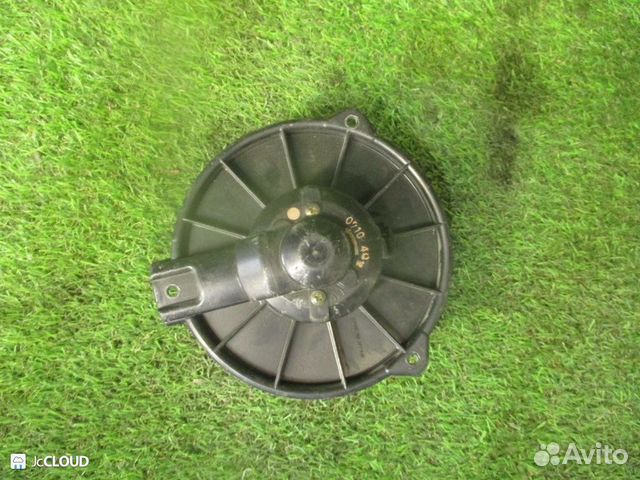 Мотор печки на toyota avalon MCX10 5S-FE