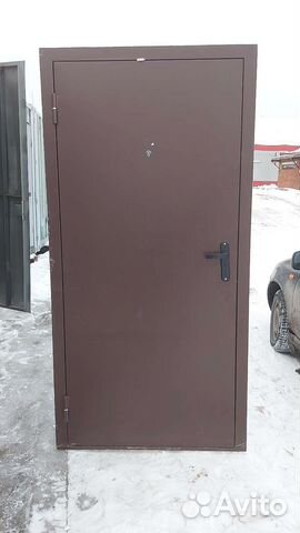 Двери бу Метал мдф 96 и 86 с замком