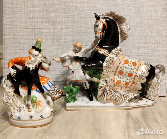 2 фарфоровые статуэтки из триптиха Конёк горбунок