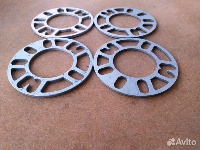 Проставки для увеличения вылета колес на 5мм новые