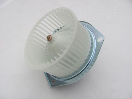 Вентилятор печки Мазда 626 Mazda 626, 323, MX