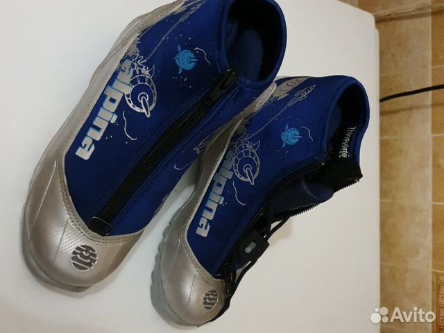 Лыжные ботинки