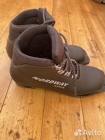 Лыжные ботинки 39размер