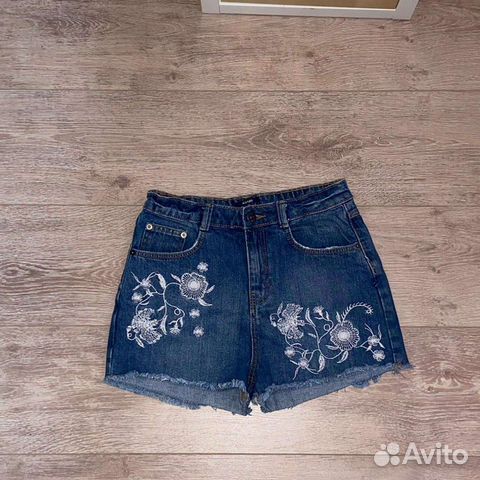 Джинсовые шорты