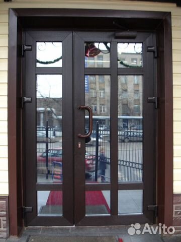 Пластиковые двери