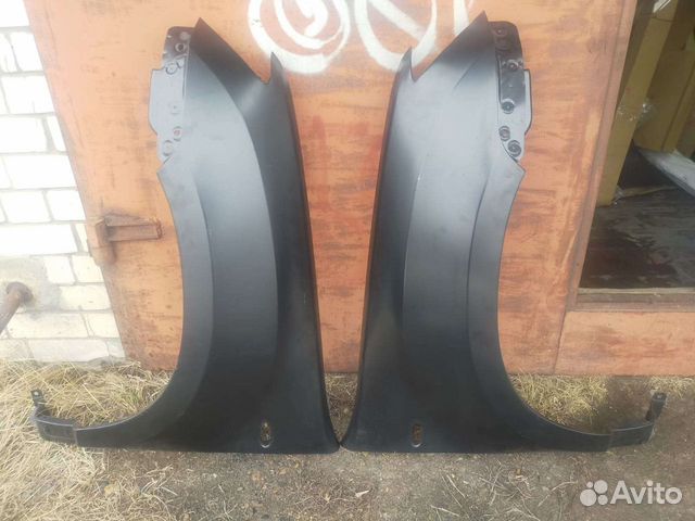 Крыло Nissan Terrano