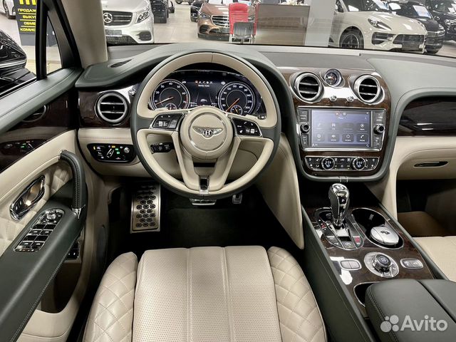 Bentley Bentayga AT, 2018, 8 400 км