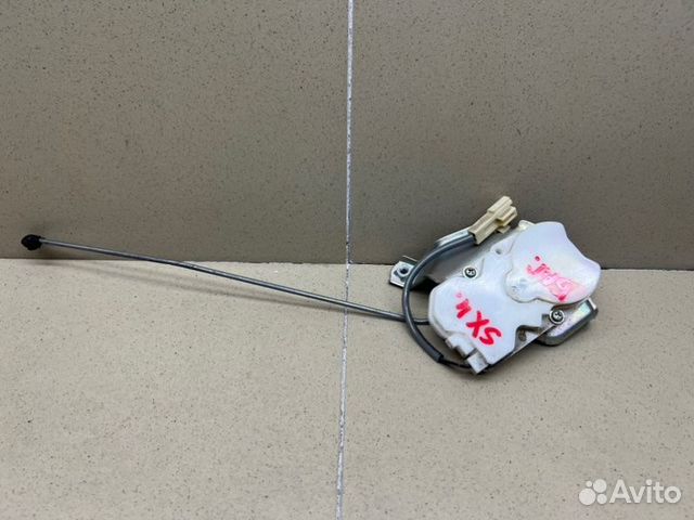 Активатор замка багажника Suzuki Sx4 седан M16A