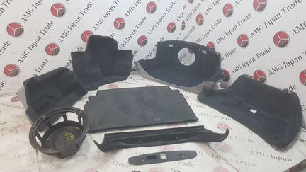 Обшивки багажника на Mercedes W215 с215