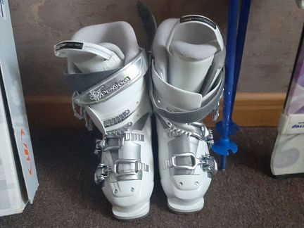 Ботинки горнолыжные 23 5