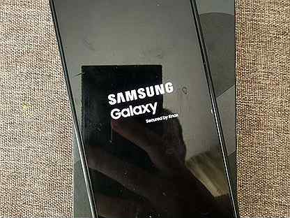 Samsung galaxy s22 128 black (Ростест) + 5 чехлов