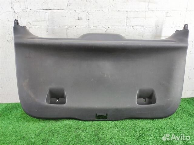 Обшивка крышки багажника Renault Scenic 3 (JZ) 20