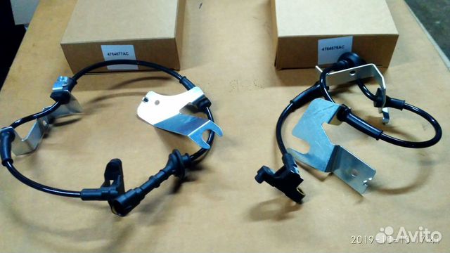 Датчик авс передний 1шт Сайбер Себринг Стратус