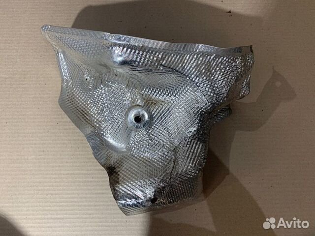 Теплоизоляционный экран Bmw X5 E53 LCI M54B30 2004