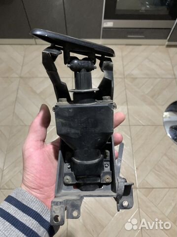 Форсунка омывателя фар левая mazda 3 bk седан