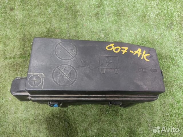 Блок предохранителей моторный Opel Antara 2014