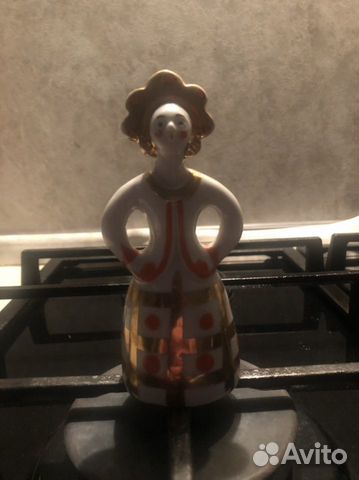 Статуэтка матрёшка невеста