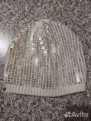 Шапка с пайетками