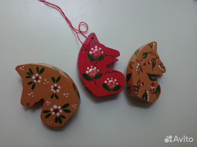 Аксессуары в виде лошадок в ас-те