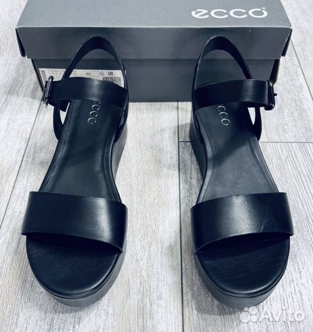 40 р. Новые босоножки Ecco elevate plateau sandal