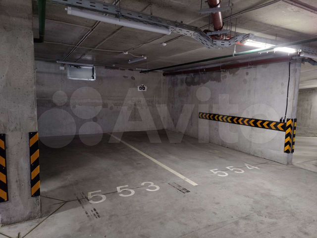 Машиноместо, 18 м²