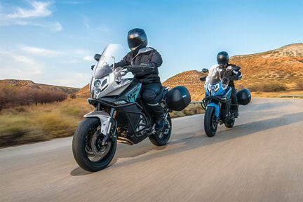 Мотоцикл cfmoto 650MT