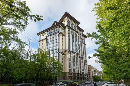 4-к квартира, 240 м², 13/19 эт.