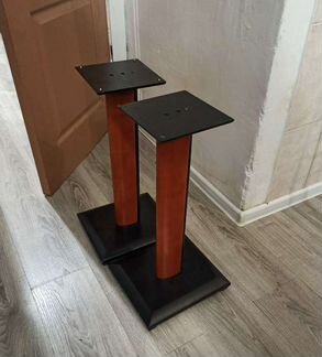 Стойки под акустику Sanus