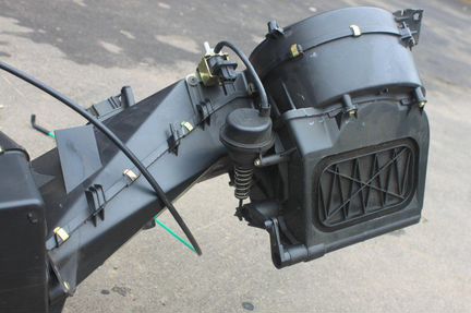 Корпус печки Mercedes V-Class W638 104.900 2.8L