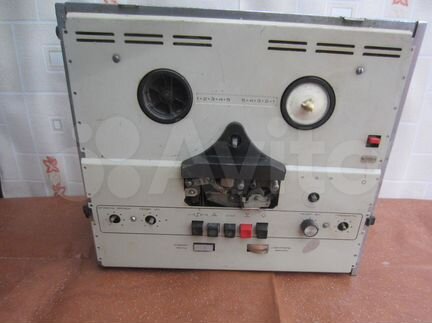 Магнитофон Комета-209 1976 год под ремонт