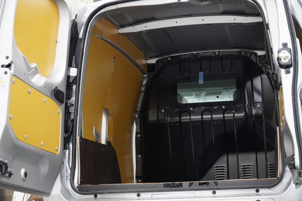 Обшивка фургона Renault Dokker VAN