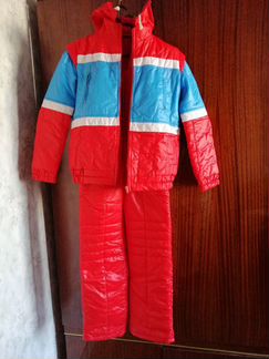 Новый зимний комплект р. 152-76.Куртка и полукомби