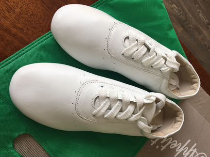 Кроссовки для спортивной аэробики