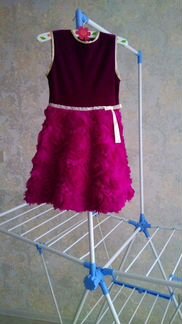 Нарядное платье