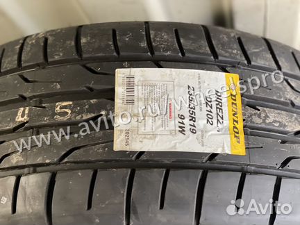 Шины 235/35R19 Dunlop DZ102