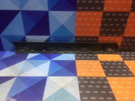 Накладка двери Фольксваген Туарег 7Л