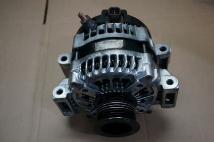 Генератор Toyota LC200 4.5D