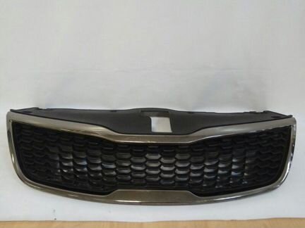 Решетка радиатора передняя верхняя Kia Rio 3