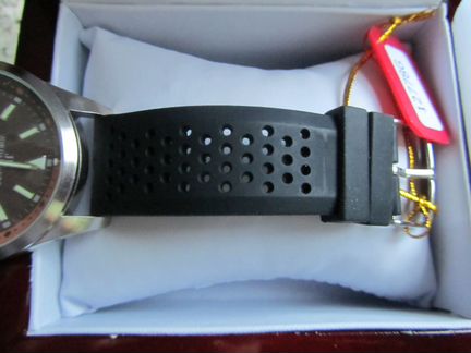 Часы. Jordan Kerr