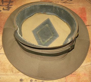 Фуражка винтажная р.56