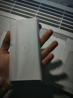 Новый беспроводной павербанк «Xiaomi»