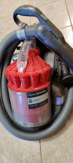 Пылесос Dyson DC32