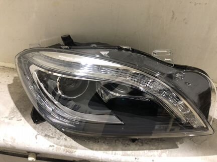 Фара на Мерседес мл 166 ml166 LED