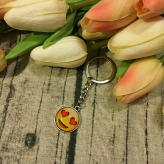 Новые брелки 4 шт